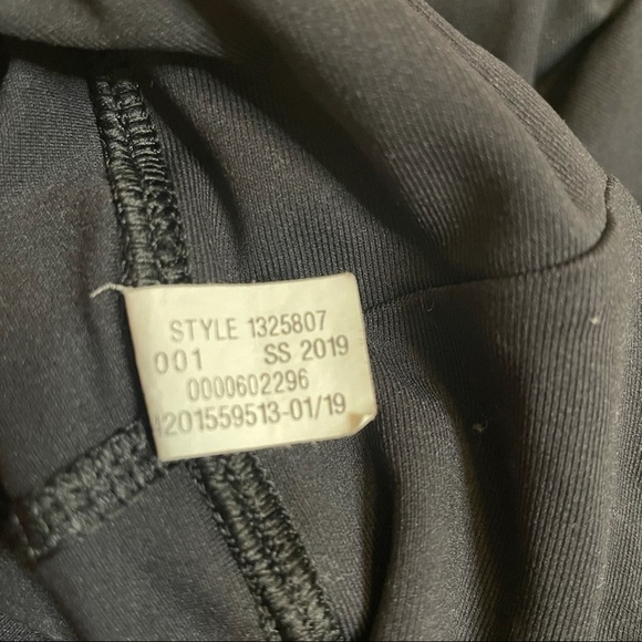 Under Armour Fusion Ankle Crop Black Heat Gear Fit - Picture 4 of 4